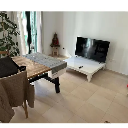 شقة Pippis Apartment *